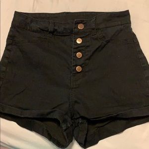 Black H&M shorts